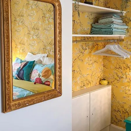 Maison 1934 - Gare & Parking Gratuit J Bed & Breakfast 3*