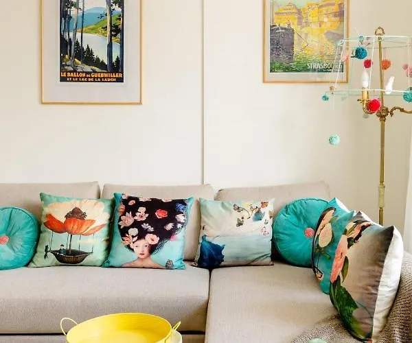 Bed & Breakfast Maison 1934 - Gare & Parking Gratuit J