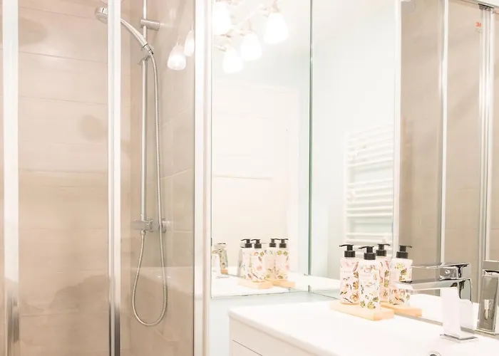 Maison 1934 - Gare & Parking Gratuit J 3*