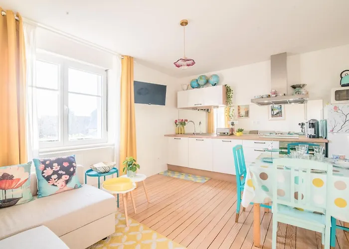 Maison 1934 - Gare & Parking Gratuit J Готель типу 