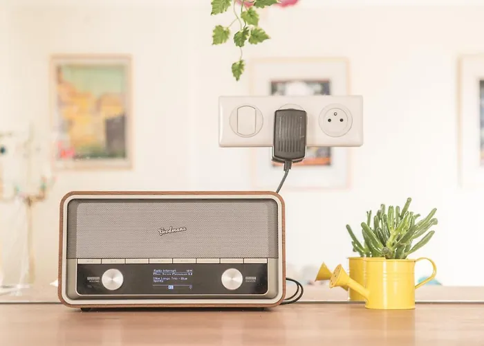 Bed & Breakfast Maison 1934 - Gare & Parking Gratuit J 3*